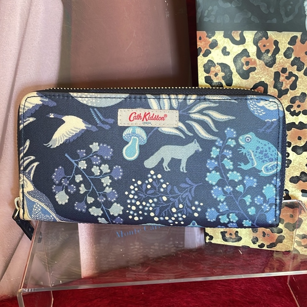 CATH KIDSTON LONDON MAGICAL MEMORIES ZIP AROUND WALLET BLUE & GRAY